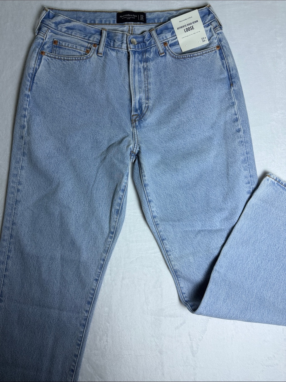 Women’s Abercrombie & Fitch Light Blue Relaxed Jeans